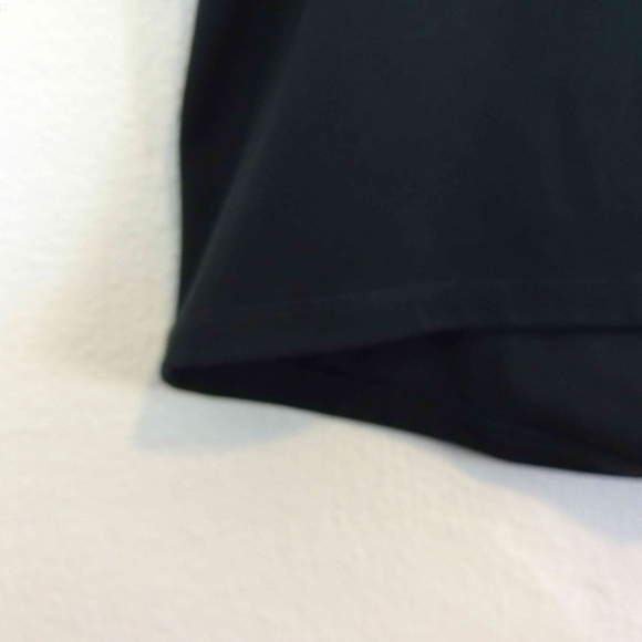 HOLLISTER BIKE SHORTS - Picture 2 of 7